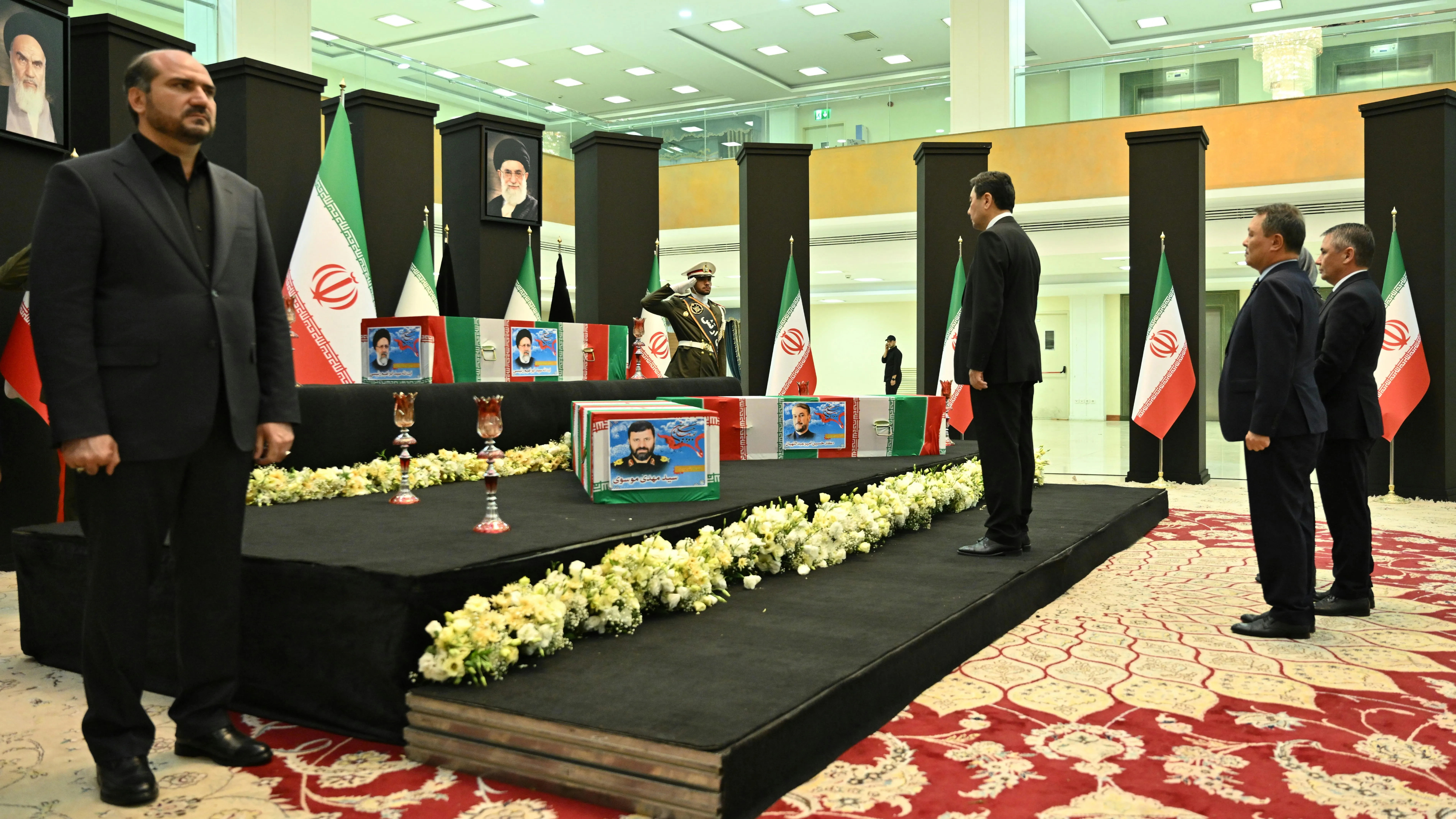 Ерлан Кошанов выразил соболезнования в связи с гибелью президента Ирана фото на taspanews.kz от 23 мая 2024 11:48