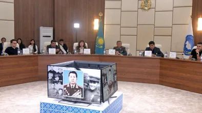 Круглый стол в Астане посвященный памяти народных героев Сагадата Нурмагамбетова и Рахимжана Кошкарбаева