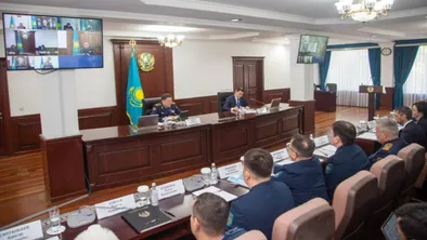 Встреча сенаторов Казахстана с руководством МВД РК
