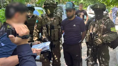КНБ Казахстана в процессе задержания двоих террористов