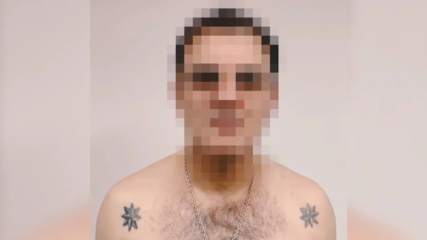 Преступник с татуаровками и заблюренным лицом фото на taspanews.kz от 29 мая 2024 10:43
