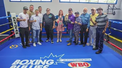 Джейк Пол помогает WBO открыть новый тренажерный зал в Пуэрто-Рико