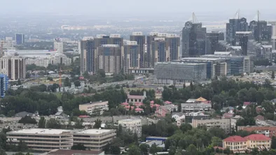 Вид на Алматы с высоты