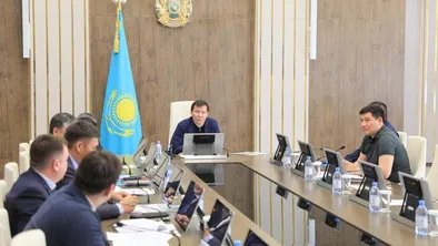 Совещание в Актюбинской области под председательством Асхата Шахарова.