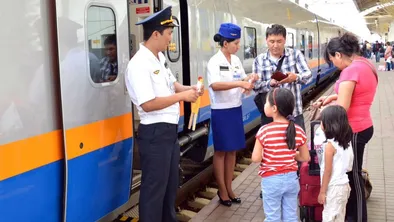 Проводники поезда в Алматы