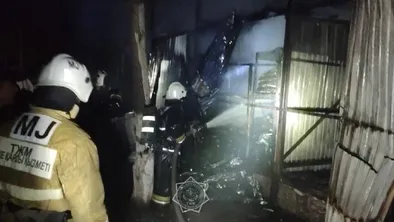 Пожар в Павлодаре и Шымкенте