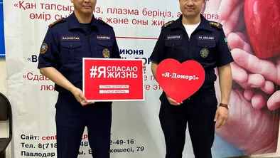 Сотрудники ДЧС Павлодарской области стали донорами крови фото taspanews.kz от 06/14/2024 19:06:43