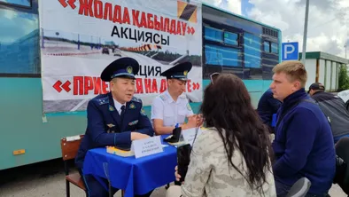 В Карагандинской области поступило 378 обращений во время «Приемной на дороге» фото taspanews.kz от 06/17/2024 16:53:53