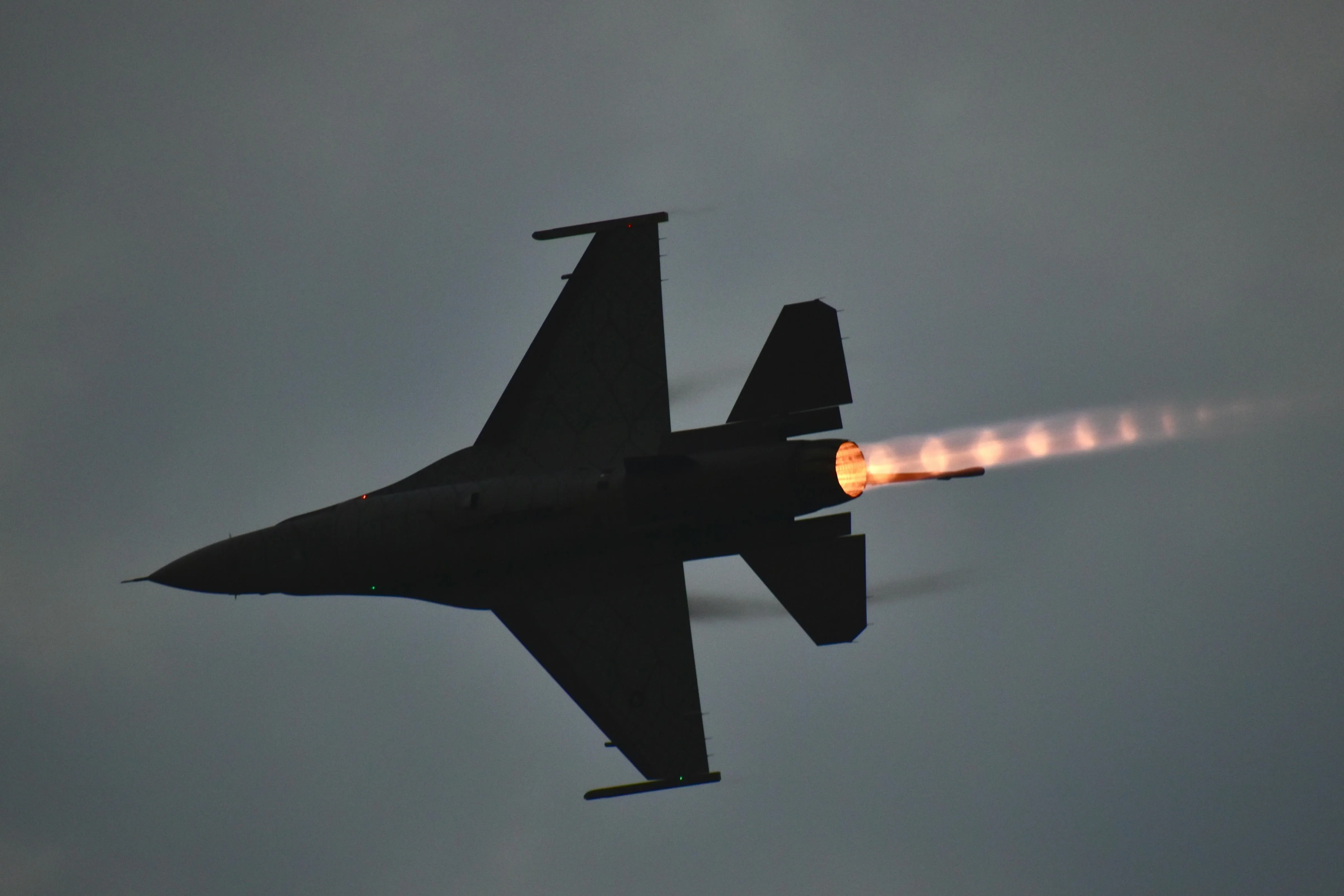 F-16 fighter jets фото на taspanews.kz от 18 июня 2024 13:04