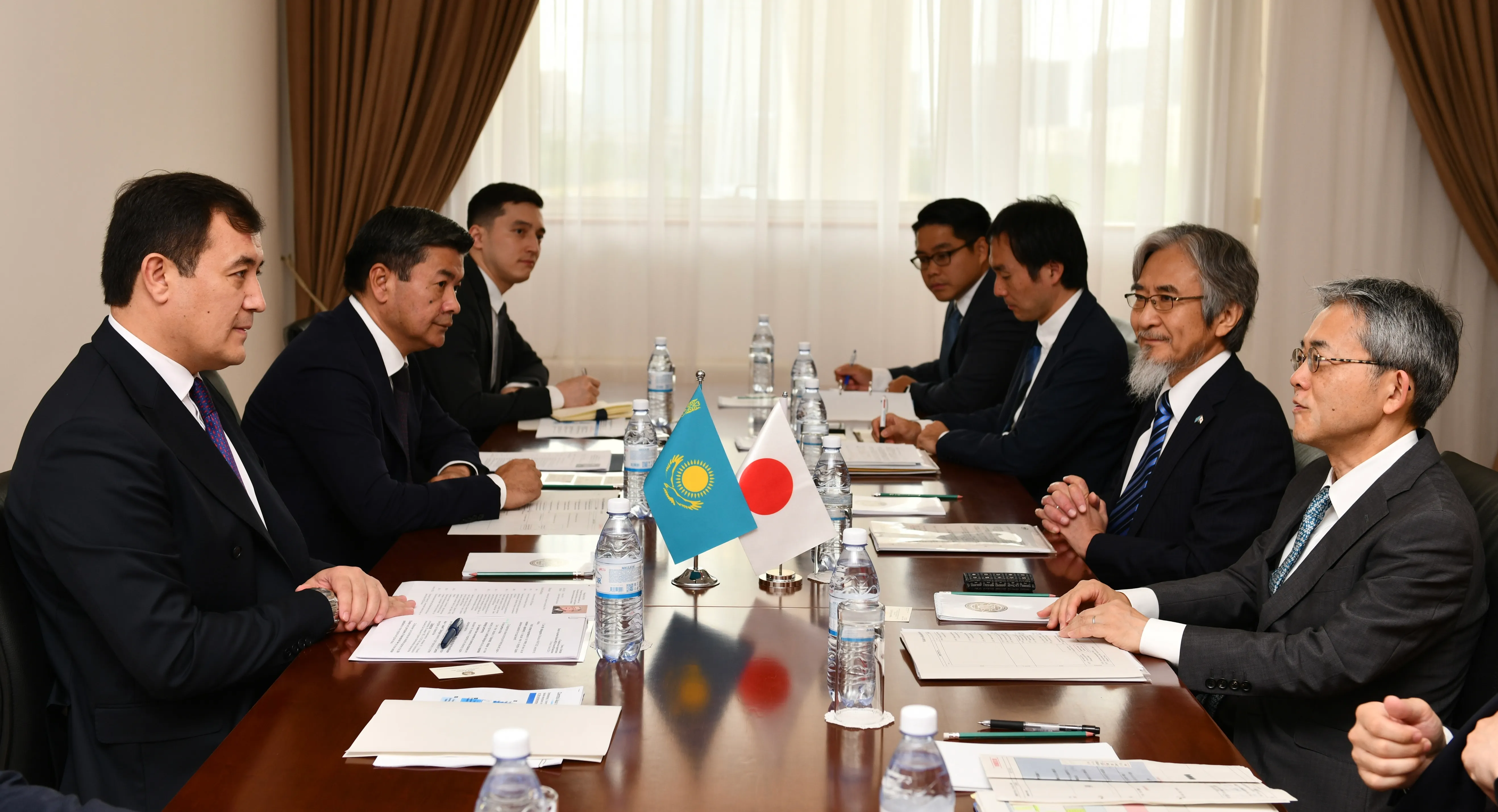 Астана и Токио обсудили ключевые направления сотрудничества фото taspanews.kz от 06/18/2024 19:08:33 фото на taspanews.kz от 18 июня 2024 19:08