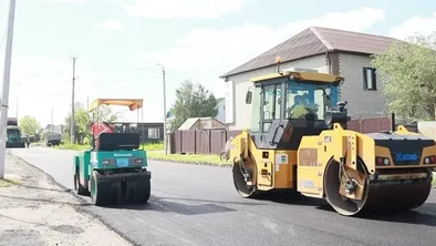 Жители СКО недовольны некачественным ремонтом дорог
