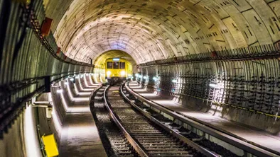 Технический сбой в метро Алматы остановил движение поездов
