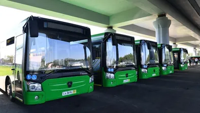 В Алматы могут снова увеличить стоимость проезда на городском транспорте