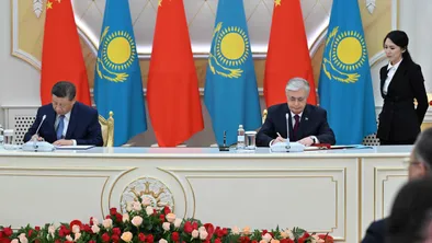 Токаев и Си Цзиньпин подписали Совместное заявление и более десяти соглашений фото taspanews.kz от 07/03/2024 15:34:49