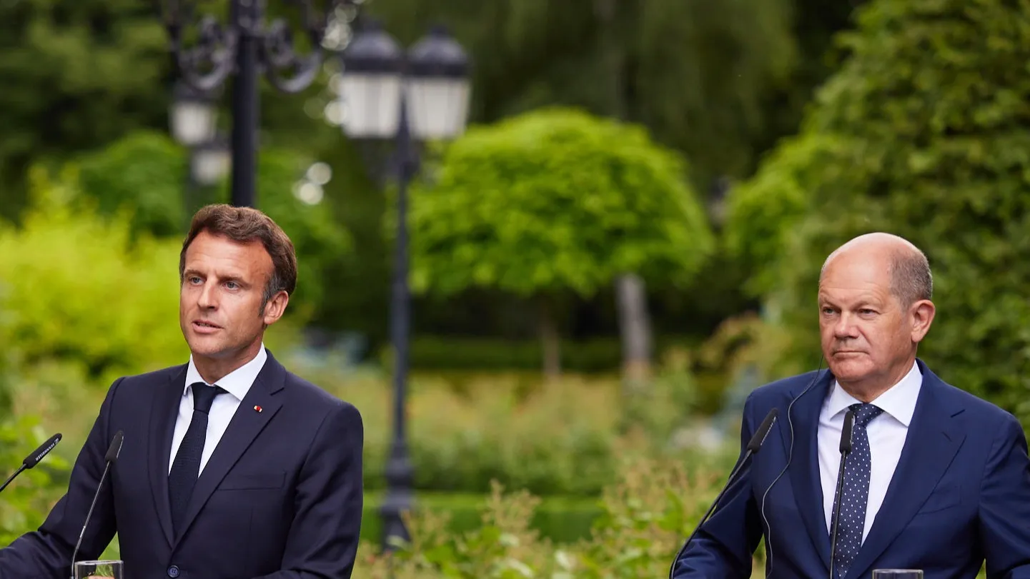 Olaf Scholz and Emmanuel Macron фото на taspanews.kz от 03 июля 2024 16:32