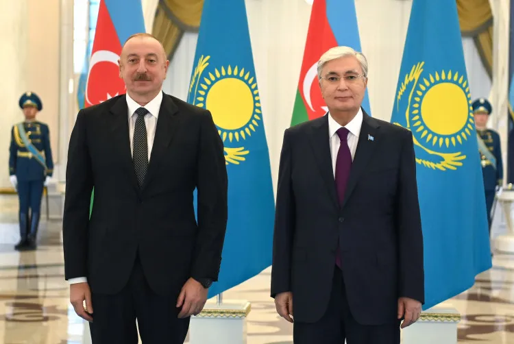 Токаев и Алиев обсудили укрепление казахско-азербайджанских связей фото taspanews.kz от 07/03/2024 18:36:13 фото на taspanews.kz от 03 июля 2024 18:36