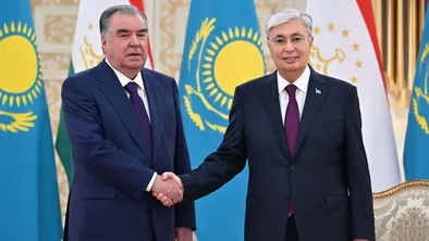 Касым-Жомарт Токаев встретился с Президентом Таджикистана Эмомали Рахмоном фото taspanews.kz от 07/03/2024 18:36:39