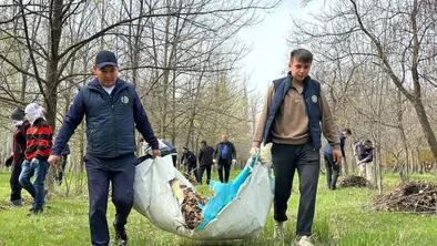 В Жамбылской области проводится экологическая акция «Таза Қазақстан» фото taspanews.kz от 07/10/2024 09:15:54