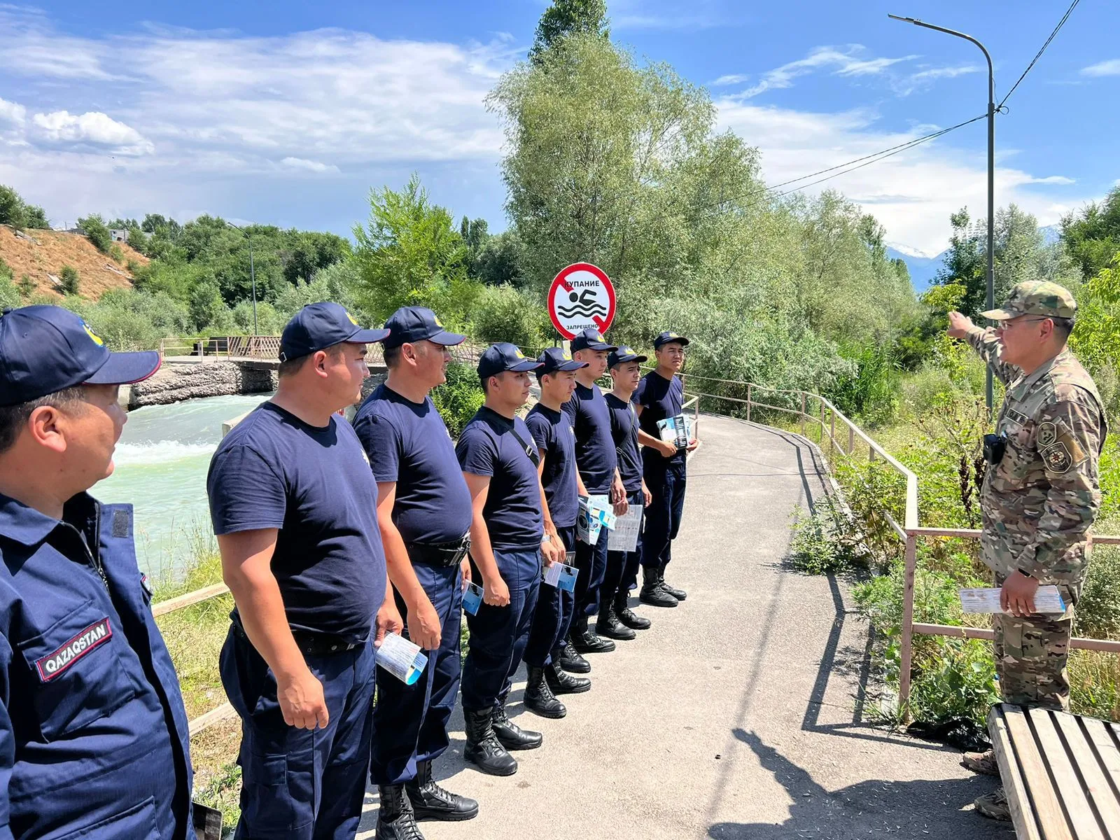 Военнослужащие МЧС РК контролируют безопасность на водоемах Алматы фото taspanews.kz от 07/10/2024 16:05:31 фото на taspanews.kz от 10 июля 2024 16:05