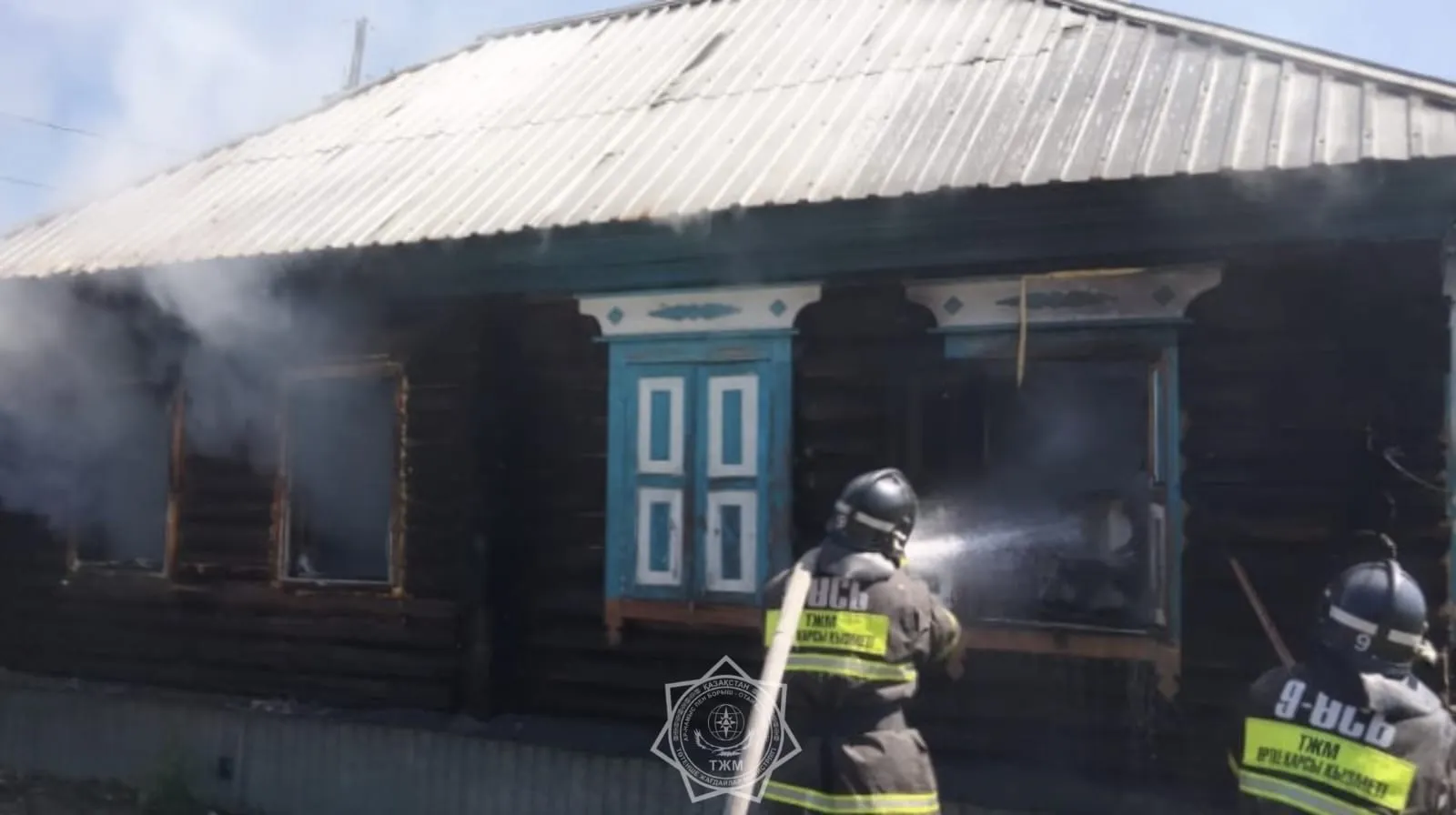 Пожарные Усть-Каменогорска оперативно ликвидировали возгорание фото taspanews.kz от 07/15/2024 12:39:15 фото на taspanews.kz от 15 июля 2024 12:39