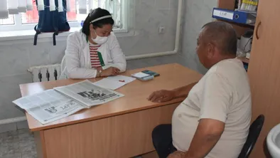 Мобильный медицинский комплекс посетил удаленное село в Актюбинской области