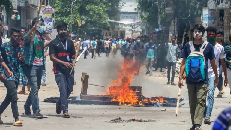 Bangladesh protests фото на taspanews.kz от 22 июля 2024 16:50