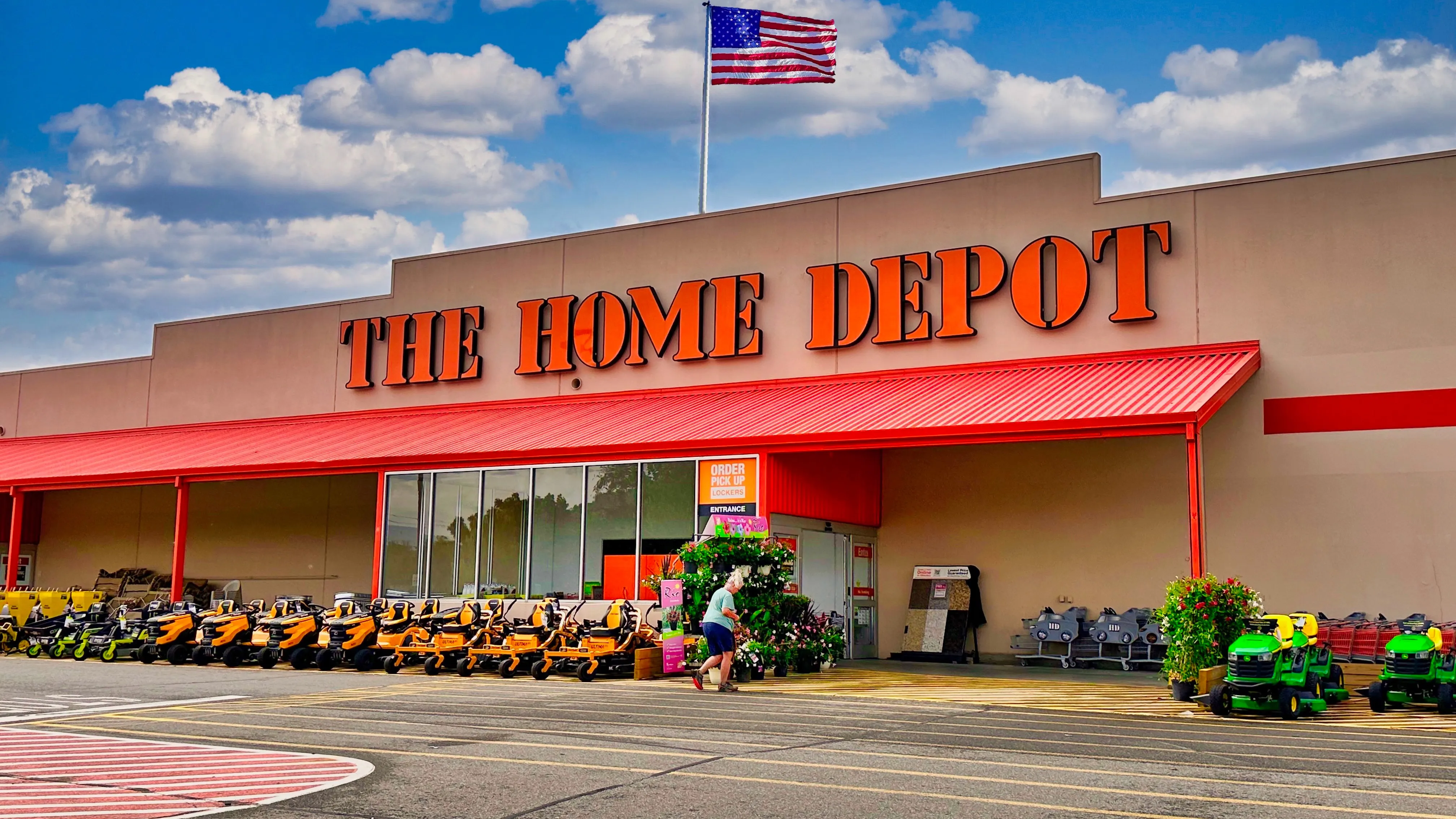 Home Depot  фото на taspanews.kz от 12 августа 2024 12:54