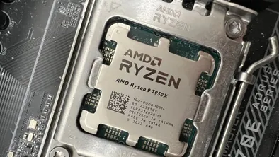  AMD Ryzen AI 300