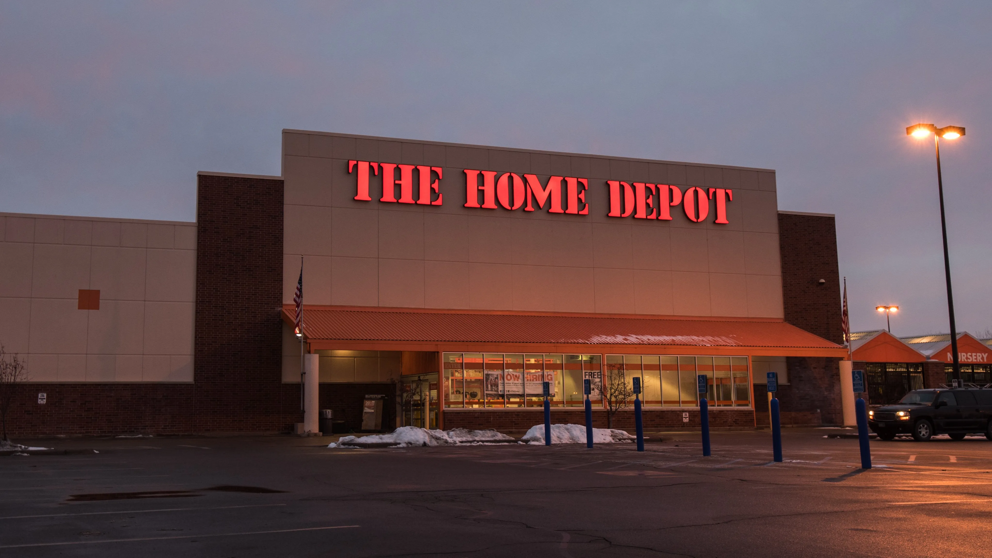 The Home Depot фото на taspanews.kz от 13 августа 2024 15:40