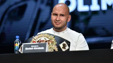   Эксперт назвал имя самого опасного соперника Рахмонова на пути к чемпионству UFC 