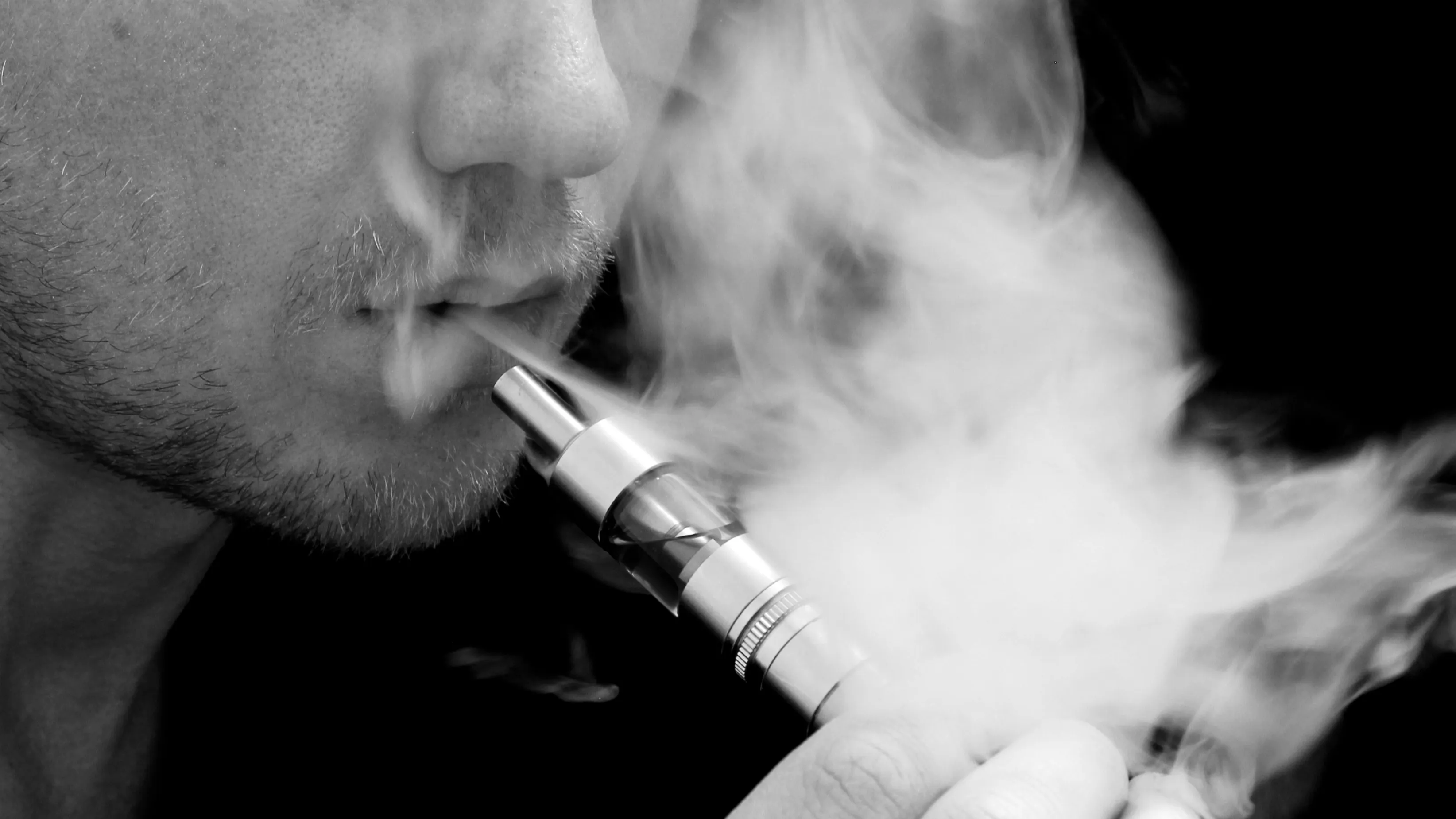 vape фото на taspanews.kz от 09 сентября 2024 16:51