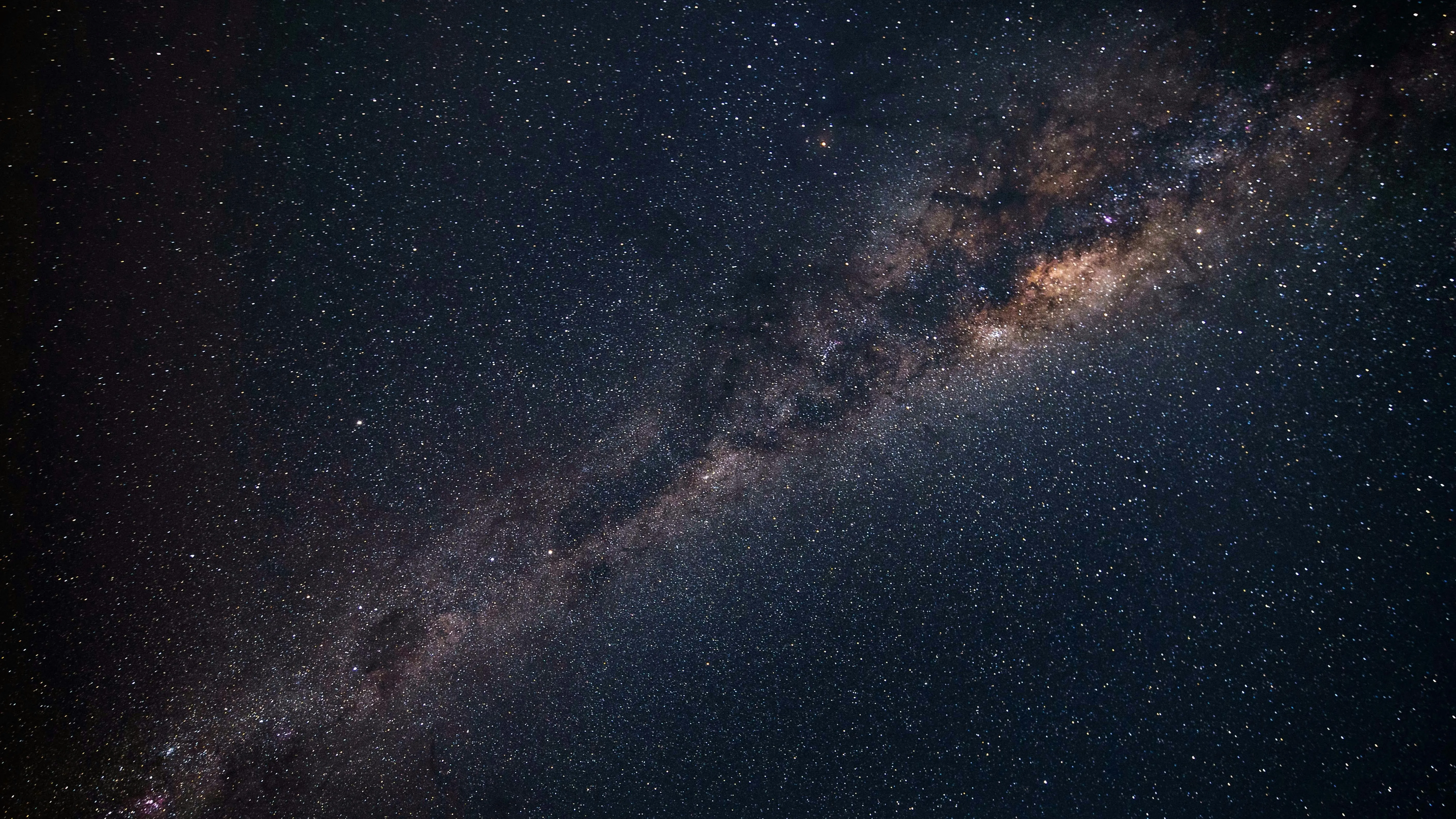 THE MILKY WAY фото на taspanews.kz от 30 октября 2024 12:39