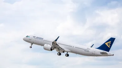 Air Astana, самолет в небе