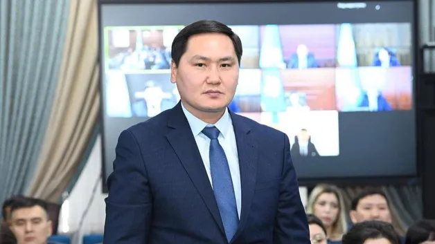 Бахтияр Артаев