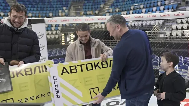 Шавкат Рахмонов и Асу Алмабаев