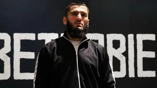Бетербиев обратился к Махачеву после боя на UFC 311