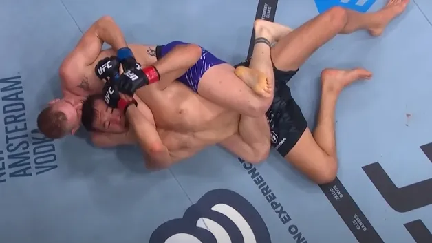 UFC 310 : Рахмонов VS Мачадо Гэрри