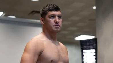 Инсайдер MMA прокомментировал провал дебюта казахстанца в UFC