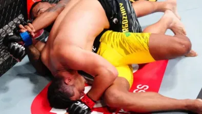 Поражение Нургожая в дебюте в UFC прокомментировал известный инсайдер