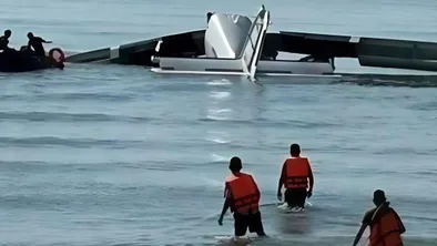самолет рухнул у пляжа в Таиланде