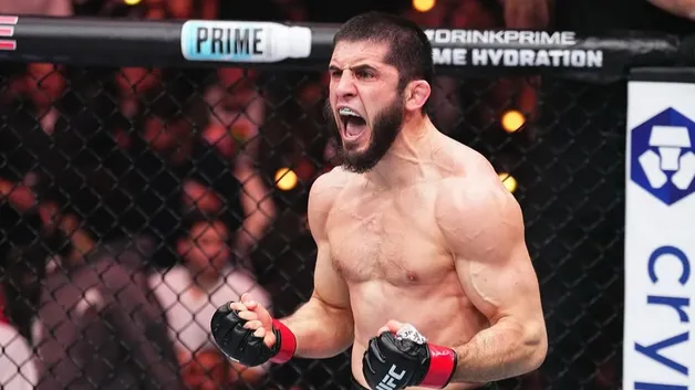 Титул на грани: Ислам Махачев рискует потерять пояс UFC