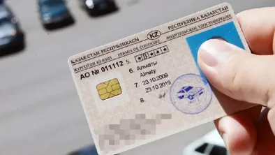 В Шымкенте продавали водительские права без экзаменов