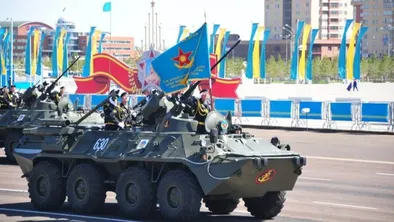 Казахстанцев не пустят на парад в Астане