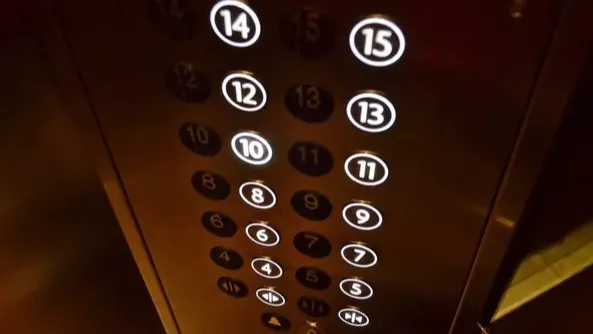 Взрыв аккумулятора в лифте»: правда или фейк? фото на taspanews.kz от 13 мая 2025 12:24
