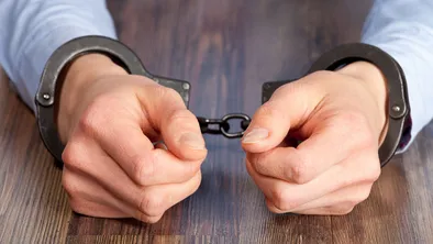 Подросток продавал фейковые билеты на звездное шоу в Астане
