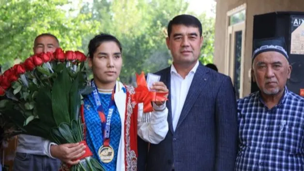 Чемпионке мира по парадзюдо из Узбекистана власти подарили квартиру
