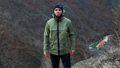 Ислам Махачев