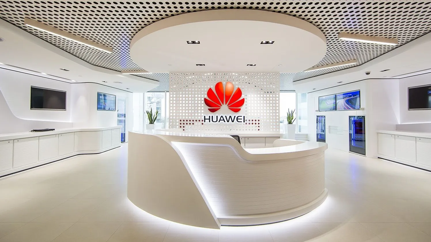 Huawei и КазМунайГаз запускают совместные проекты фото на taspanews.kz от 16 июня 2025 16:25