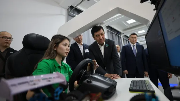 Спикер Мажилиса оценил работу уникального завода в Усть-Каменогорске: как делают топливо для АЭС