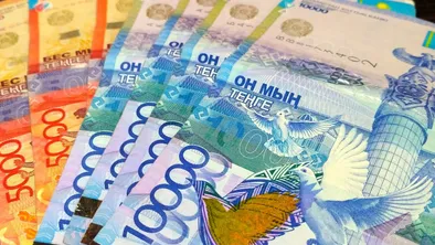 Навязать страховку не получится: в Казахстане вступают в силу новые правила по займам